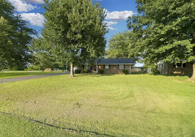 Photo 1 of Single family home for sale at 105 Airport Rd, Princeton, KY 42445 | MLS# 26021411 | Listing updated on 2026-08-31
