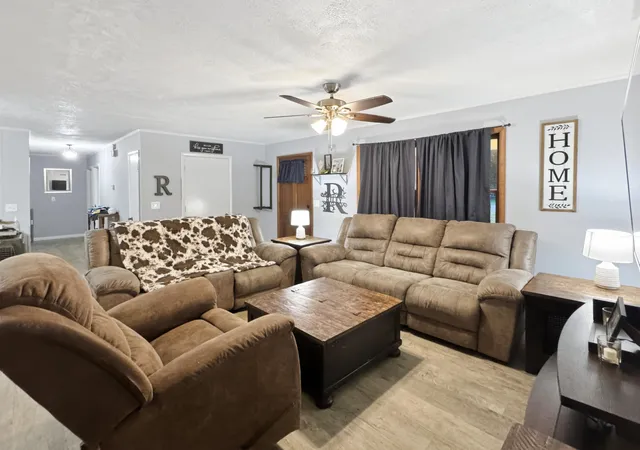 Photo 2 of Single family home for sale at 105 Airport Rd, Princeton, KY 42445 | MLS# 26021411 | Listing updated on 2026-08-31