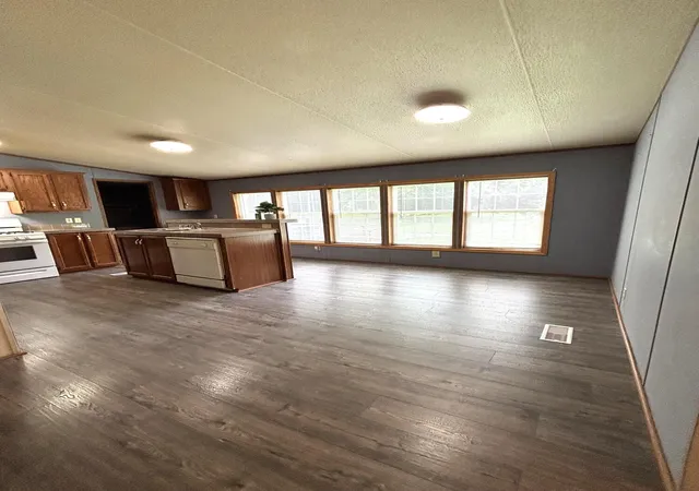 Photo 4 of Sale Pending at 1693 US 60, Ledbetter, KY 42058 | MLS# 26021412 | Listing updated on 2026-08-25