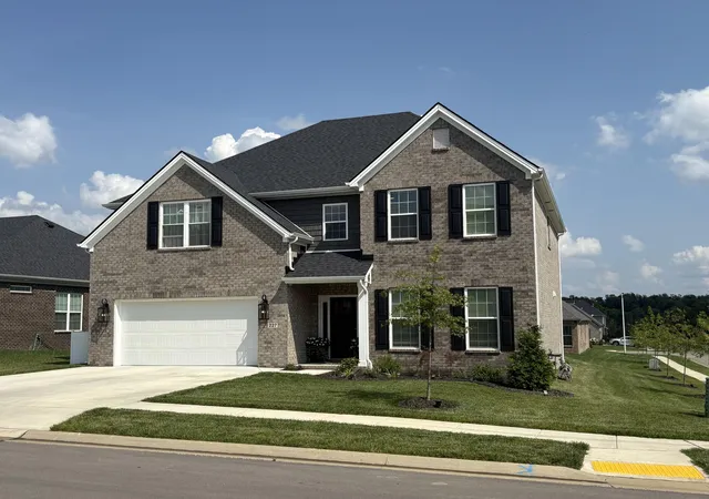 Photo 1 of Single family home for sale at 227 Squires Cir, Lexington, KY 40515 | MLS# 26021418 | Listing updated on 2026-09-05