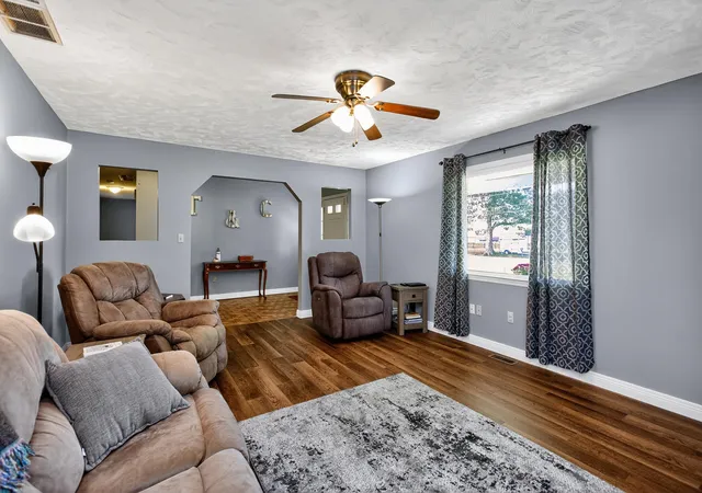 Photo 4 of Single family home for sale at 1150 Rice Rd, Morehead, KY 40351 | MLS# 26021424 | Listing updated on 2026-08-08