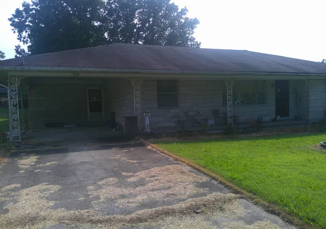Single family home for sale at 59 Kentucky 58, Clinton, KY 42031 | MLS# 26021562