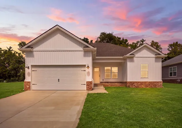 Photo 46 of Single family home for sale at 1010 Three Corners Dr, Lawrenceburg, KY 40342 | MLS# 26021624 | Listing updated on 2026-09-11