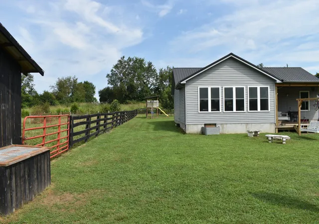 Photo 3 of Sale Pending at 7121 Camargo Levee Rd, Jeffersonville, KY 40337 | MLS# 26022337 | Listing updated on 2026-09-04