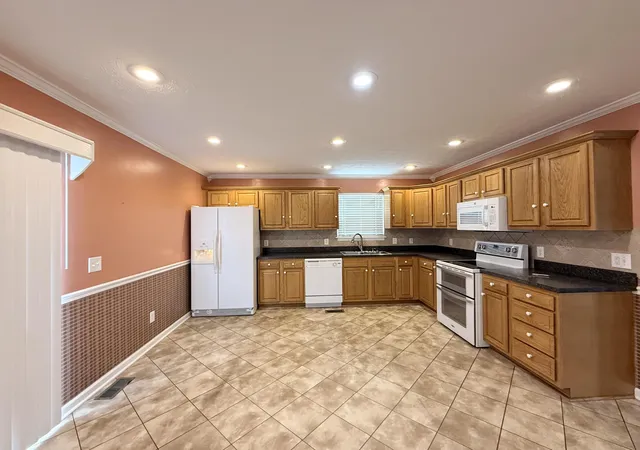 Photo 3 of Single family home for sale at 419 Bellaire Dr, Harrodsburg, KY 40330 | MLS# 26021573 | Listing updated on 2026-08-31