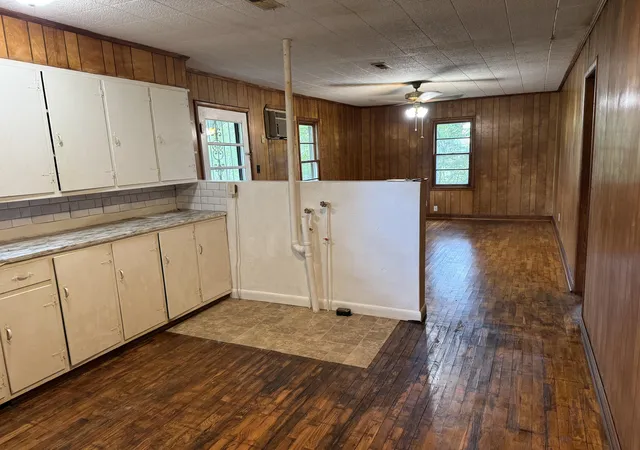 Photo 2 of Single family home for sale at 4416 Hopewell Rd, Mayfield, KY 42066 | MLS# 26021887 | Listing updated on 2026-09-12