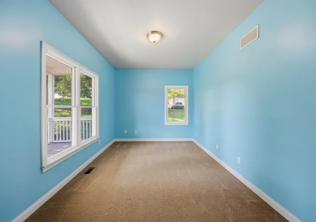 Photo 3 of Single family home for sale at 1035 Highview Dr, Lawrenceburg, KY 40342 | MLS# 26021495 | Listing updated on 2026-10-07