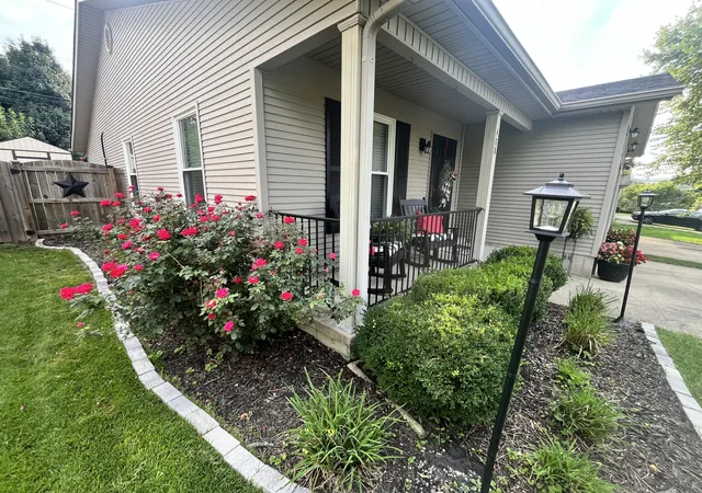 Photo 3 of Multi family home for sale at 408 Colby Ridge Blvd, Winchester, KY 40391 | MLS# 26021498 | Listing updated on 2026-08-10