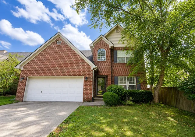 Photo 1 of Single family home for sale at 764 Woodhaven Pl, Lexington, KY 40514 | MLS# 26021503 | Listing updated on 2026-09-01