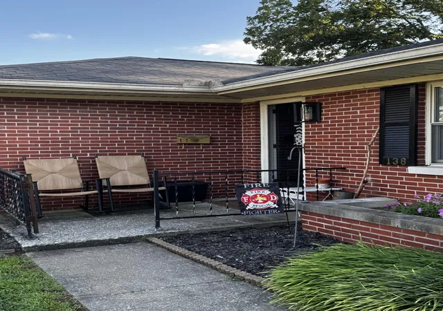 Photo 3 of Single family home for sale at 138 Hiawatha Trl, Frankfort, KY 40601 | MLS# 26021631 | Listing updated on 2026-09-05