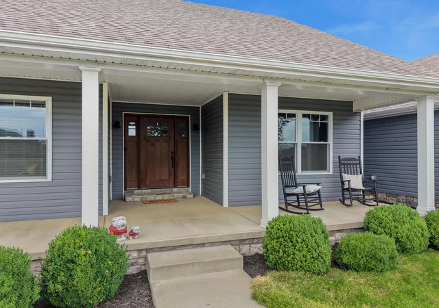 Photo 2 of Single family home for sale at 5792 State Hwy 590, Lancaster, KY 40444 | MLS# 26021510 | Listing updated on 2026-09-11