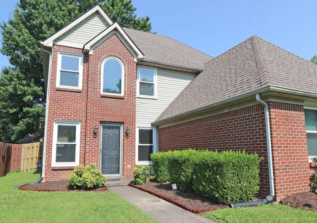 Photo 3 of Single family home for sale at 3601 Beechwood Cir, Lexington, KY 40514 | MLS# 26021525 | Listing updated on 2026-08-31