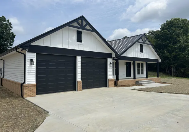 Photo 1 of Single family home for sale at 277 Green Meadow Ln, Mount Vernon, KY 40456 | MLS# 26021540 | Listing updated on 2026-09-15