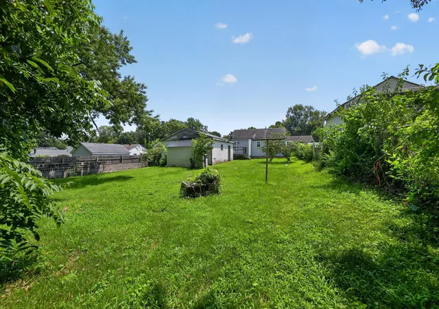 Photo 2 of Single family home for sale at 1019 Carneal Rd, Lexington, KY 40505 | MLS# 26021599 | Listing updated on 2026-09-03