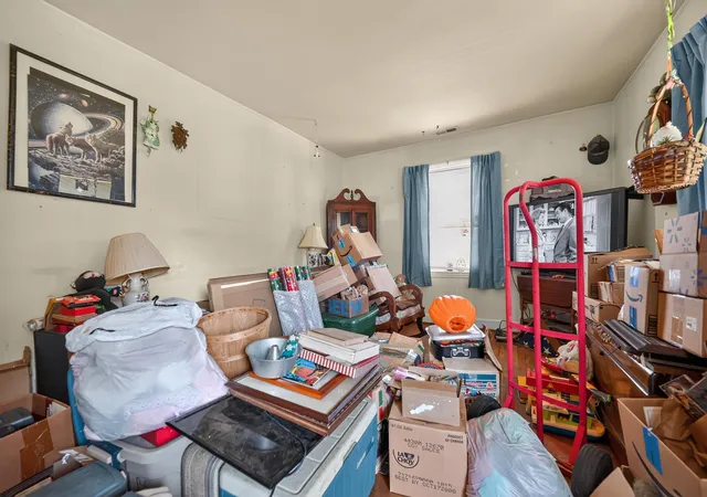 Photo 3 of Single family home for sale at 1019 Carneal Rd, Lexington, KY 40505 | MLS# 26021599 | Listing updated on 2026-09-03