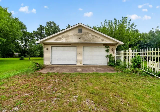 Photo 4 of Single family home for sale at 1411 E State Route 339, Sedalia, KY 42079 | MLS# 26021552 | Listing updated on 2026-09-12