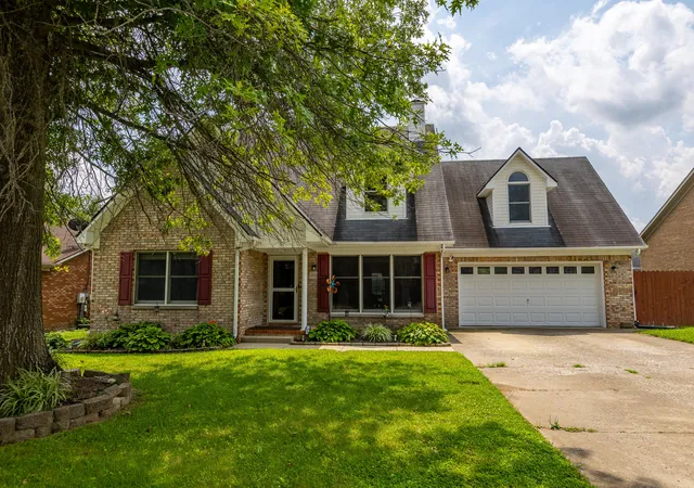 Photo 1 of Single family home for sale at 200 Northbrook Rd, Nicholasville, KY 40356 | MLS# 26021550 | Listing updated on 2026-09-11