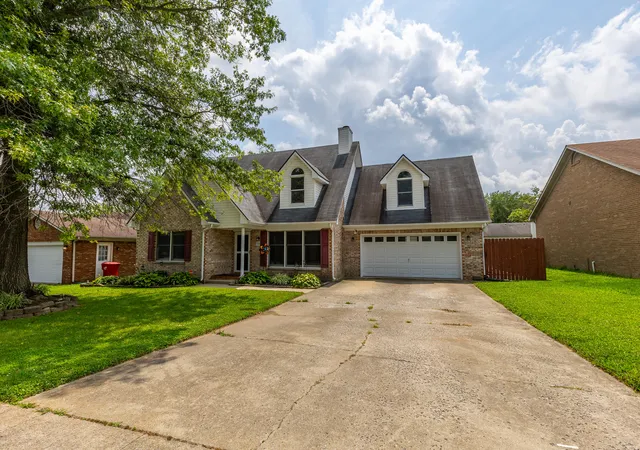 Photo 3 of Single family home for sale at 200 Northbrook Rd, Nicholasville, KY 40356 | MLS# 26021550 | Listing updated on 2026-09-11