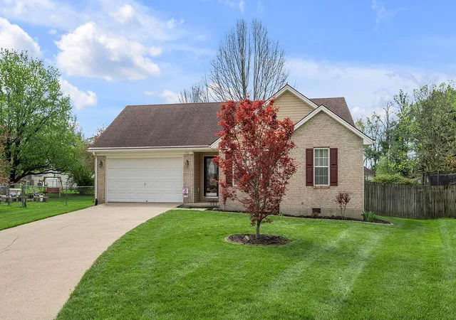 Photo 3 of Single family home for sale at 208 Corral Ct, Frankfort, KY 40601 | MLS# 26021574 | Listing updated on 2026-08-26