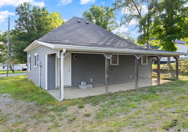 Photo 2 of Single family home for sale at 9922 Cornishville Rd, Harrodsburg, KY 40330 | MLS# 26021936 | Listing updated on 2026-09-03
