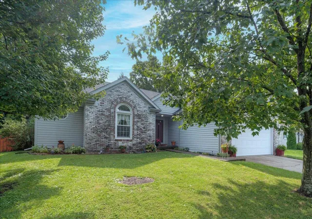 Single family home for sale at 4128 Berryman Ct, Lexington, KY 40514 | MLS# 26022499