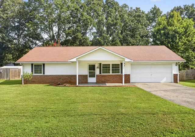 Photo 1 of Sale Pending at 1518 Kirkwood Dr, Murray, KY 42071 | MLS# 26022083 | Listing updated on 2026-08-24