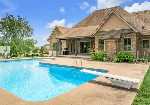 Photo 2 of Mansion for sale at 210 Porta Verde, Nicholasville, KY 40356 | MLS# 26021798 | Listing updated on 2026-08-26