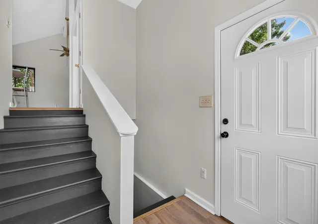Photo 4 of Sale Pending at 448 Larkwood Dr, Lexington, KY 40509 | MLS# 26021758 | Listing updated on 2026-09-12