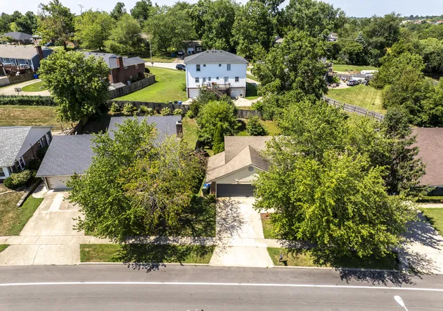 Photo 2 of Multi family home for sale at 309 Squires Rd, Lexington, KY 40515 | MLS# 26021585 | Listing updated on 2026-08-20