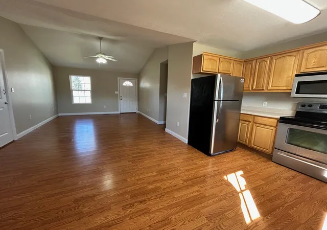 Photo 2 of Single family home for sale at 1465 Blaze Valley Rd, Somerset, KY 42501 | MLS# 26021603 | Listing updated on 2026-09-01