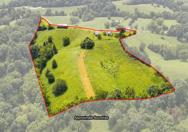 Photo 3 of Sale Pending at 1058 Otis Franklin Rd, Lawrenceburg, KY 40342 | MLS# 26021676 | Listing updated on 2026-08-20