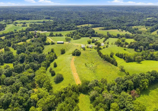 Photo 3 of Sale Pending at 1058 Otis Franklin Rd, Lawrenceburg, KY 40342 | MLS# 26021676 | Listing updated on 2026-08-20