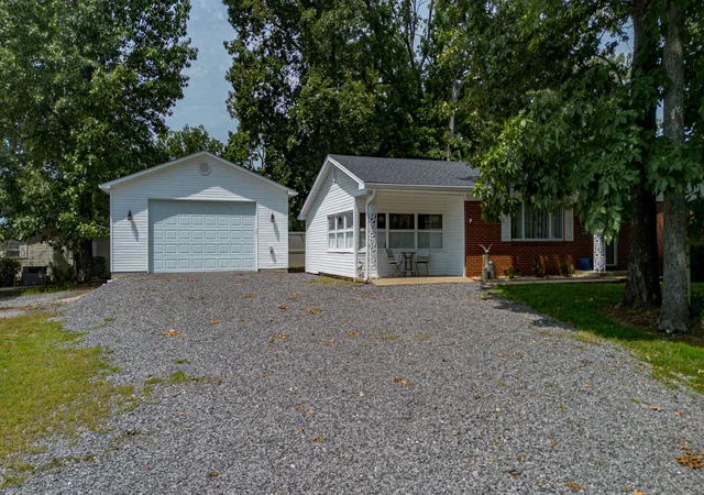 Photo 2 of Sale Pending at 316 Moors Rd, Gilbertsville, KY 42044 | MLS# 26022266 | Listing updated on 2026-08-26