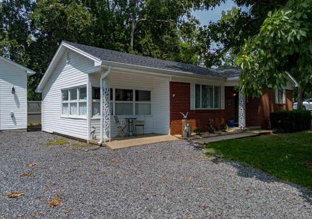 Photo 3 of Sale Pending at 316 Moors Rd, Gilbertsville, KY 42044 | MLS# 26022266 | Listing updated on 2026-08-26