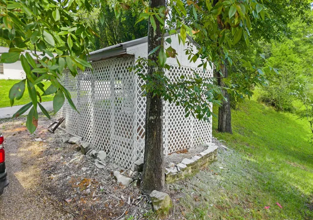 Photo 3 of Single family home for sale at 190 Walker Dr, Burnside, KY 42519 | MLS# 26021621 | Listing updated on 2026-09-24