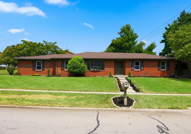 Photo 1 of Single family home for sale at 3717 Gladman Way, Lexington, KY 40514 | MLS# 26021659 | Listing updated on 2026-09-14