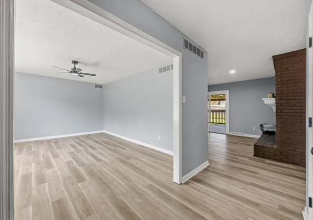 Photo 3 of Single family home for sale at 3717 Gladman Way, Lexington, KY 40514 | MLS# 26021659 | Listing updated on 2026-09-14