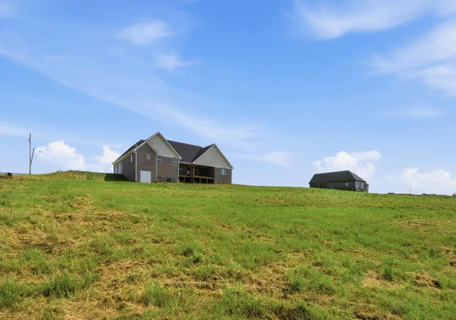 Photo 37 of Single family home for sale at 125 Three Forks Rd, Richmond, KY 40475 | MLS# 26021700 | Listing updated on 2026-10-23