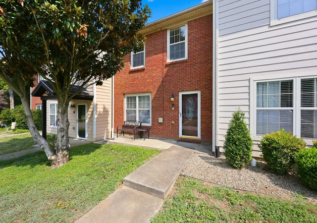 Photo 1 of Townhouse for sale at 185 Berry Ave, Versailles, KY 40383 | MLS# 26021663 | Listing updated on 2026-09-09