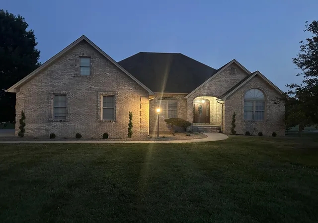 Photo 3 of Single family home for sale at 237 Hunter Tr Dr, Ewing, KY 41039 | MLS# 26021640 | Listing updated on 2026-09-19