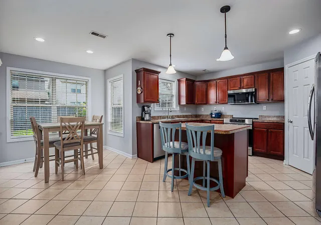 Photo 4 of Single family home for sale at 3741 Wargrave Walk, Lexington, KY 40509 | MLS# 26021944 | Listing updated on 2026-10-22