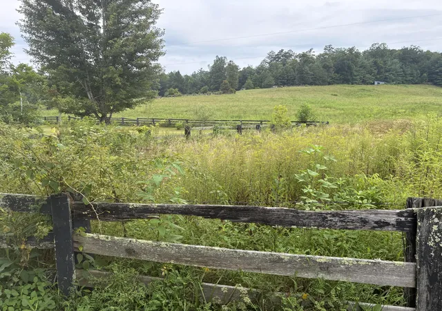 Photo 2 of Sale Pending at 367 Banks Branch Rd, Campton, KY 41301 | MLS# 26022000 | Listing updated on 2026-09-04