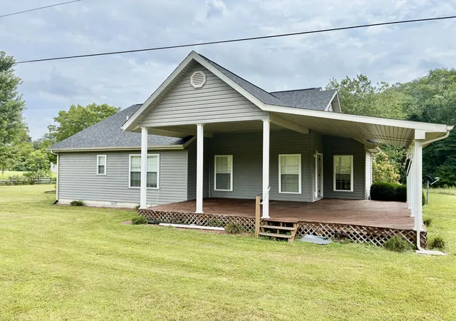 Photo 3 of Single family home for sale at 367 Banks Branch Rd #3, Campton, KY 41301 | MLS# 26021998 | Listing updated on 2026-08-13