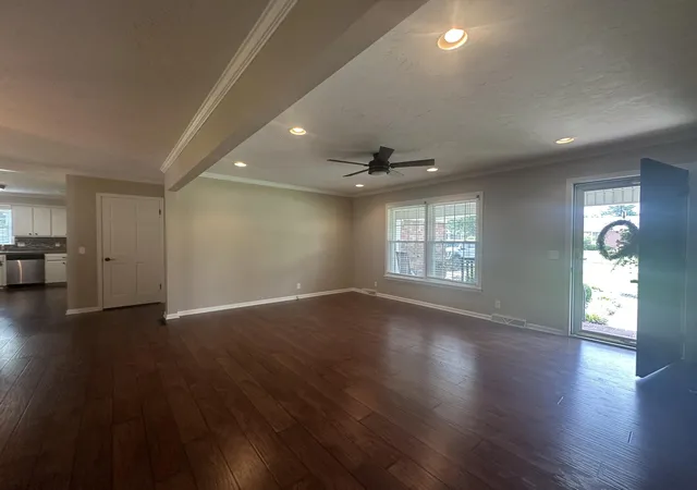 Photo 1 of Single family home for sale at 816 Sha Wa Ct, Murray, KY 42071 | MLS# 26021693 | Listing updated on 2026-08-11