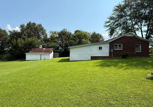 Photo 28 of Single family home for sale at 4390 Hopewell Rd, Mayfield, KY 42066 | MLS# 26021885 | Listing updated on 2026-09-12