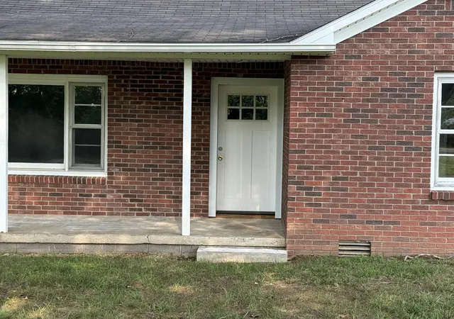 Photo 2 of Single family home for sale at 4390 Hopewell Rd, Mayfield, KY 42066 | MLS# 26021885 | Listing updated on 2026-09-12