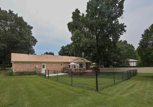 Photo 42 of Sale Pending at 405 Drawbridge Tr, Paducah, KY 42003 | MLS# 26022005 | Listing updated on 2026-08-21