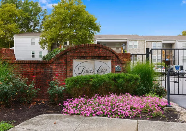 Photo 4 of Condo for sale at 2414 Lake Park Rd #1104, Lexington, KY 40502 | MLS# 26022273 | Listing updated on 2026-10-08