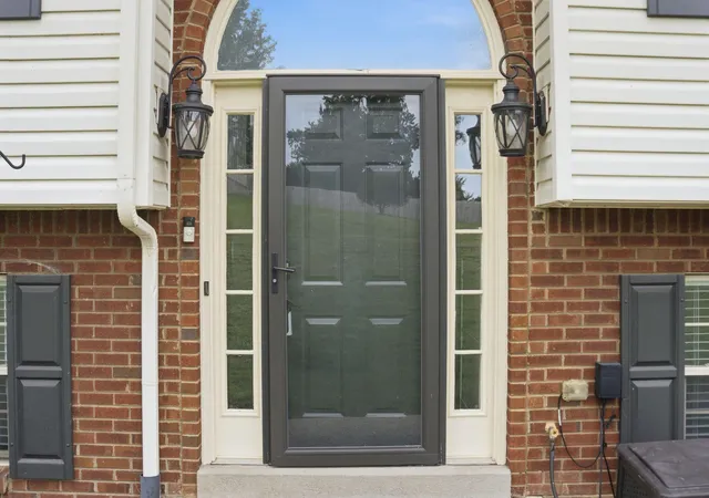 Photo 3 of Sale Pending at 122 Saddle Brk Cir, Berea, KY 40403 | MLS# 26022247 | Listing updated on 2026-08-22
