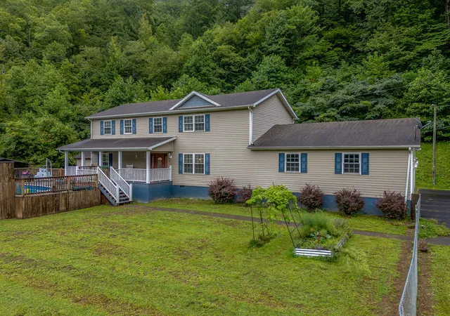 Photo 1 of Single family home for sale at 3780 River Front Rd, Lovely, KY 41231 | MLS# 26021943 | Listing updated on 2026-09-30